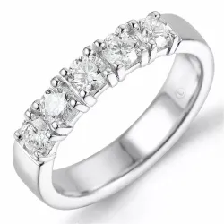 lab grown diamant ring i 14 karat hvitt gull 5 x 0,15 ct