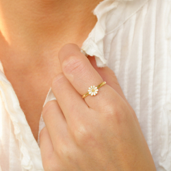 margeritt ring i forgylt sølv - Maggie