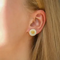 14,5 mm margeritt hvite ørestikker i forgylt sølv - Matilda