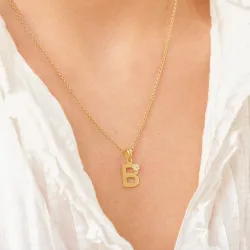 bokstav b anheng i forgylt sølv