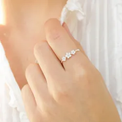 margeritt hvit ring i sølv - Majse