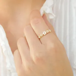 margeritt hvit ring i forgylt sølv - Majse