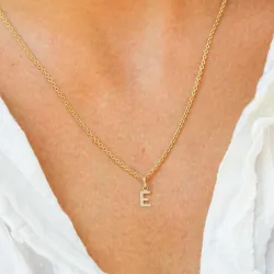 bokstav e anheng i 8 karat