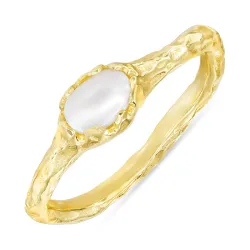 hvit perle ring i forgylt sølv