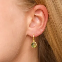 runde lysegrønn krystall øredobber i forgylt messing - Loom Stones