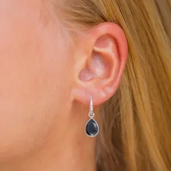 dråpe svart onyks øredobber i forsølvet messing - Loom Stones