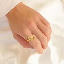 blad ring i forgylt messing - Eliné