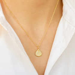 skall halskjede i forgylt messing - Eliné