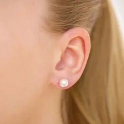 7 mm vanntette hvit perle ørestikker i forgylt stål - OCEANA