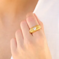 vanntett hjerte ring i forgylt stål - OCEANA