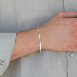 vanntett armbånd i stål  x 1,5 mm 