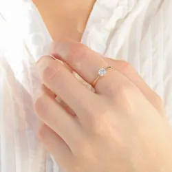 Solitairering i 8 karat