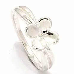 Blomst ring i sølv