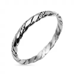 vridd ring i sølv
