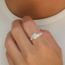 bred ring i sølv