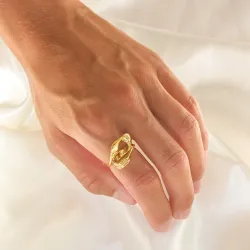 ring i forgylt sølv