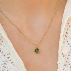 Julie Sandlau Little Prime Turmalin anheng i forgylt sølv